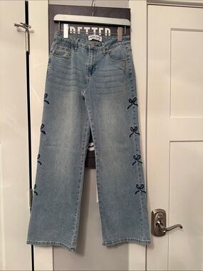NWOT GoGo American Light Blue Wide-Leg Jeans with Navy Bow Embroidery